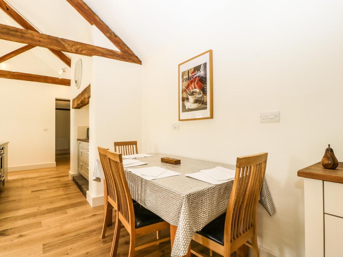 Tom'S Barn Villa Yeovil Exterior photo