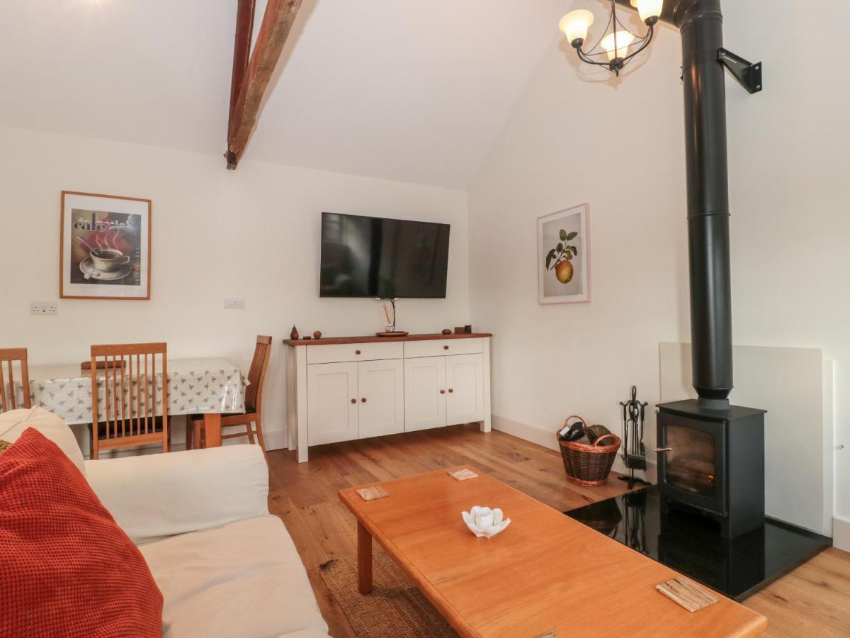 Tom'S Barn Villa Yeovil Exterior photo